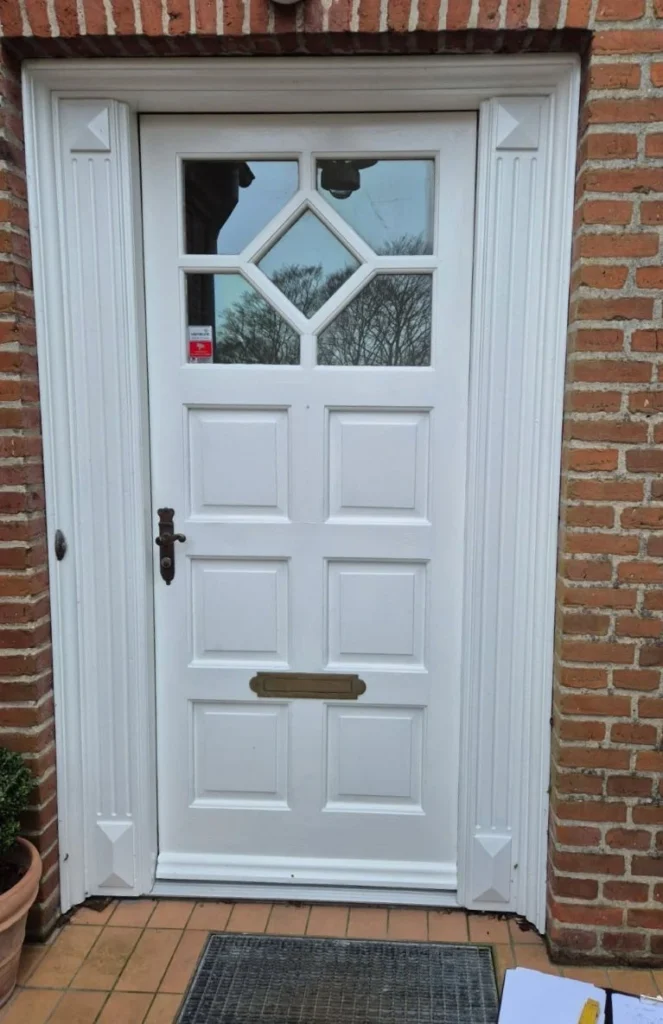 Yderdør: Karsten Birk