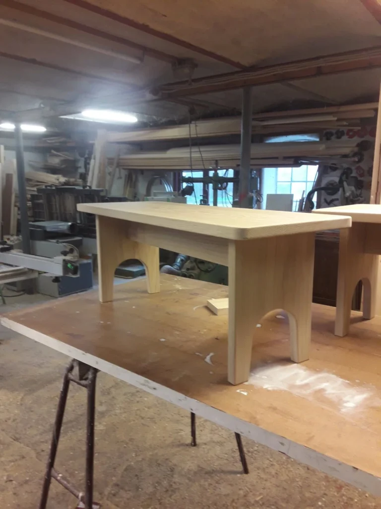 Bænk til indgang: Karsten Birk