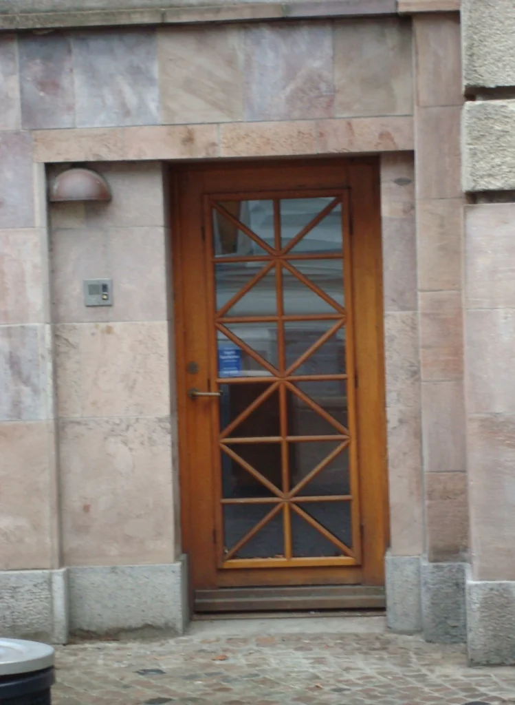 Yderdør gammel bygning: Karsten Birk