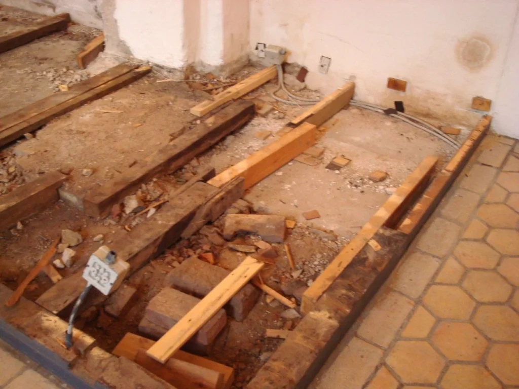 Kirkegulv: Karsten Birk